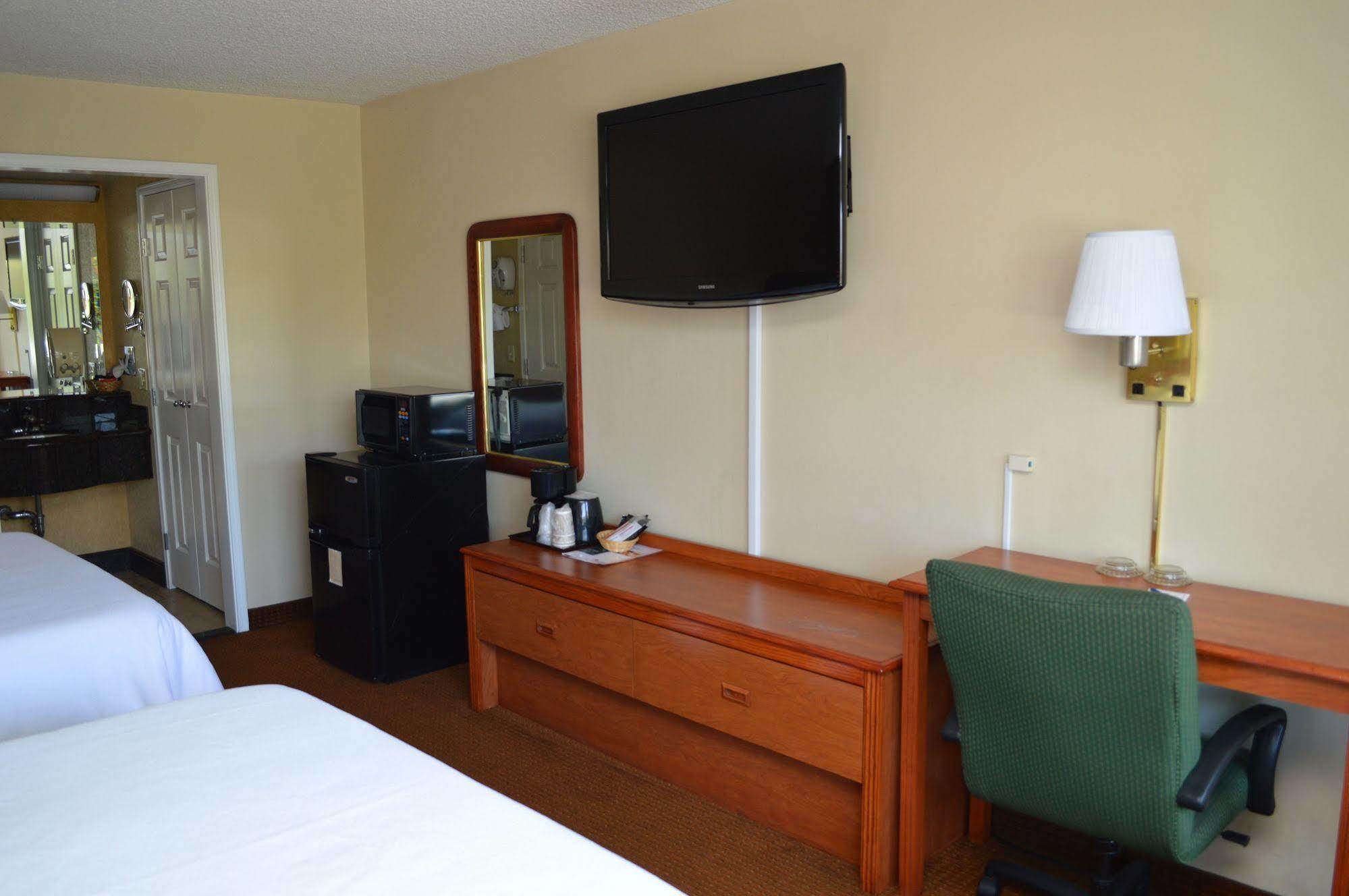 Ontario Airport Inn Exterior foto